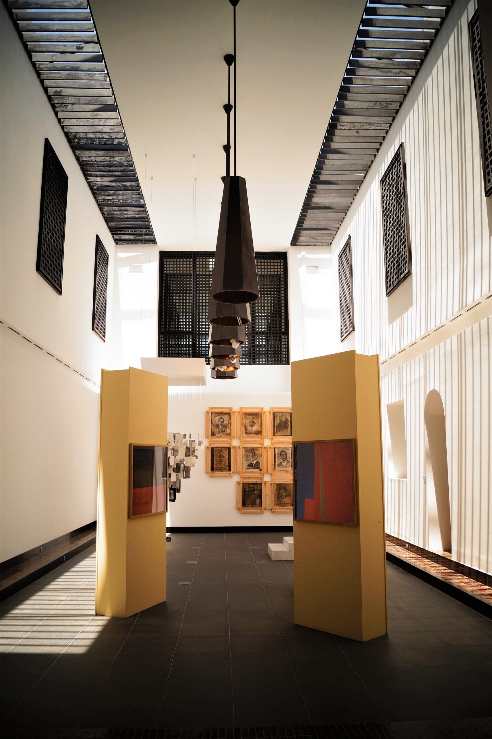 Espace d'exposition du MACAAL, musée d'art contemporain africain à Marrakech