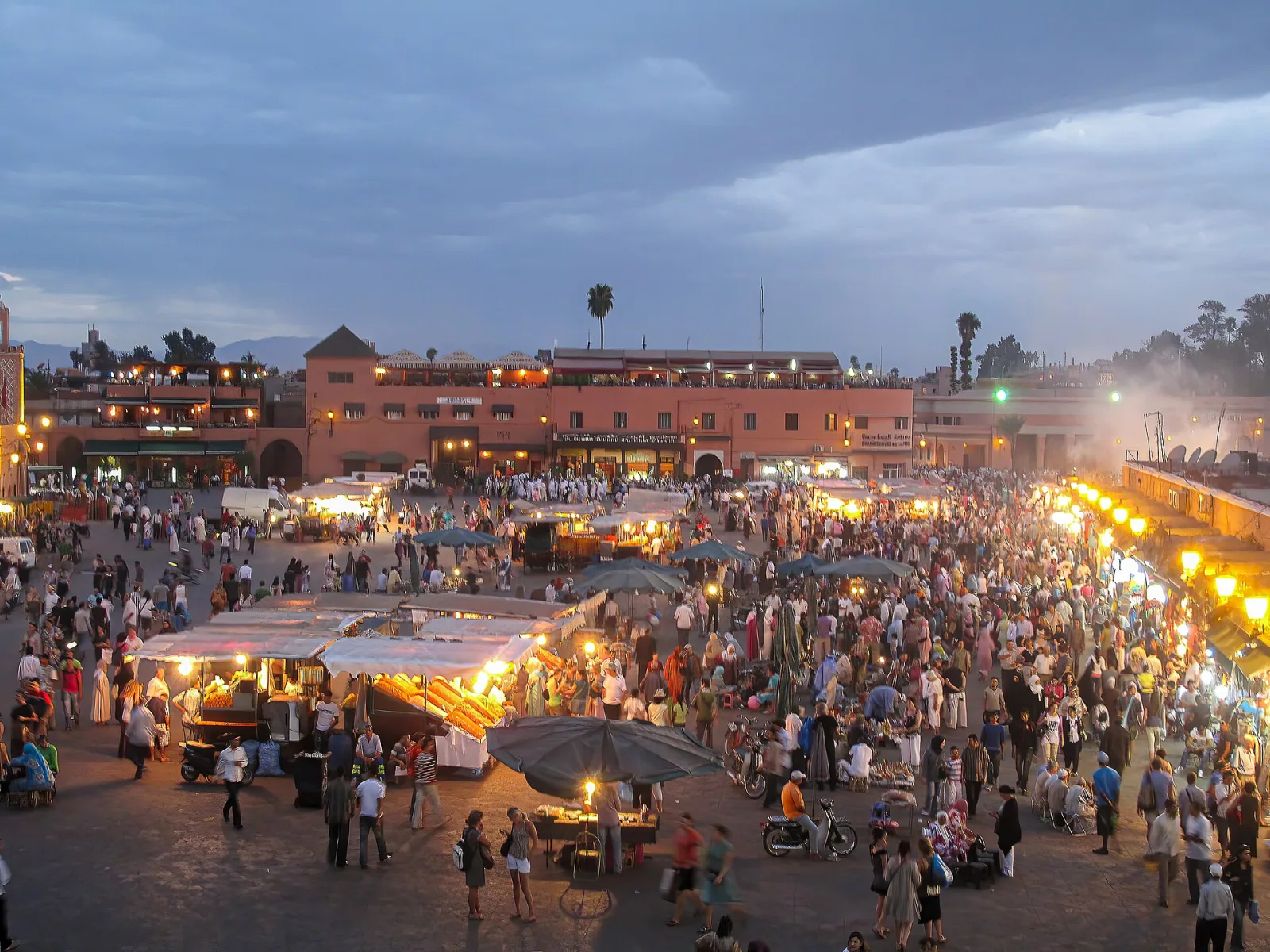 La place Jemaa el-Fna et la médina de Marrakech