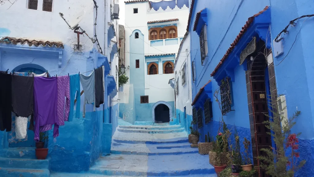Vicoli azzurri di Chefchaouen nel Rif, Marocco