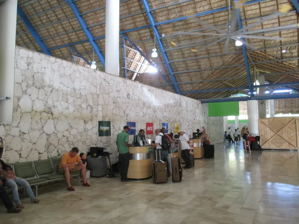 Banchi di autonoleggio in aeroporto
